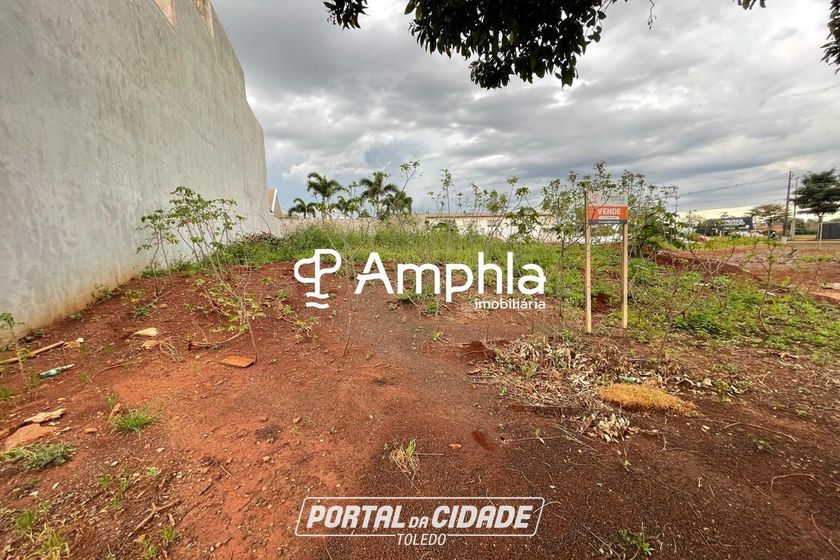 Terreno &agrave; venda - 350m&sup2; - Vila Ga&uacute;cha