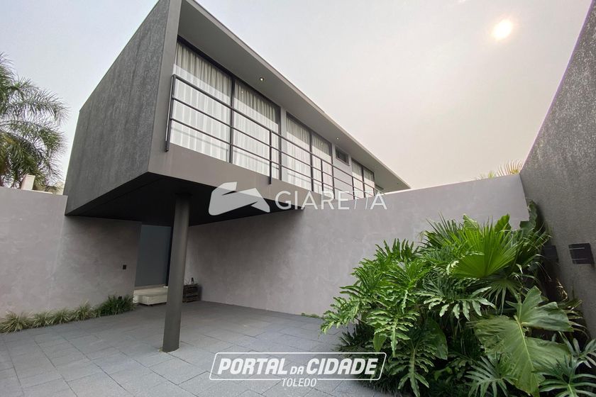 Sobrado &agrave; venda - 125m&sup2; - JARDIM TOCANTINS