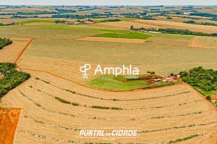 Terreno &agrave; venda - 127000m&sup2; - Zona Rural