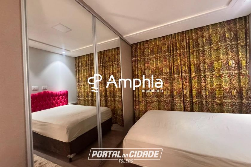 Apartamento &agrave; venda - 250m&sup2; - Centro