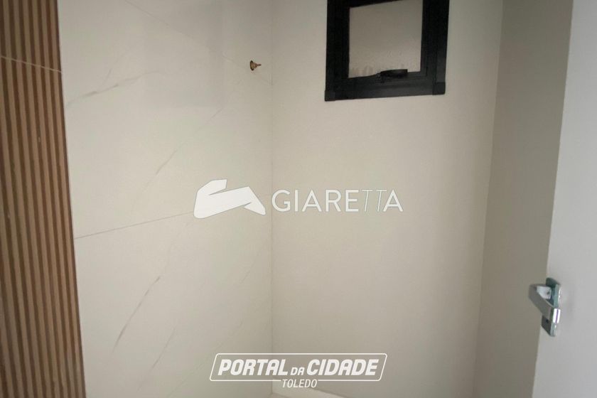 Apartamento para alugar - 130m&sup2; - CENTRO