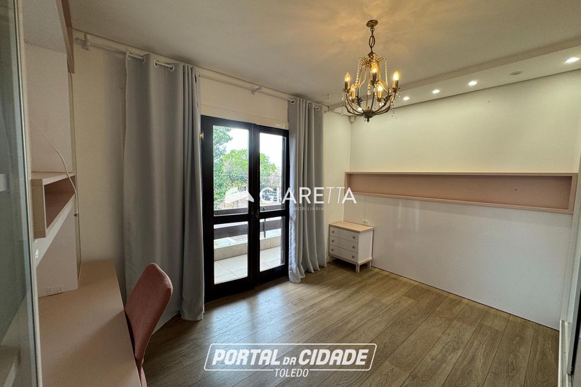 Sobrado para alugar - 322m&sup2; - JARDIM LA SALLE