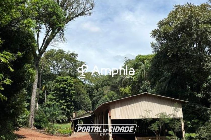 Ch&aacute;cara &agrave; venda - 45351m&sup2; - Zona Rural