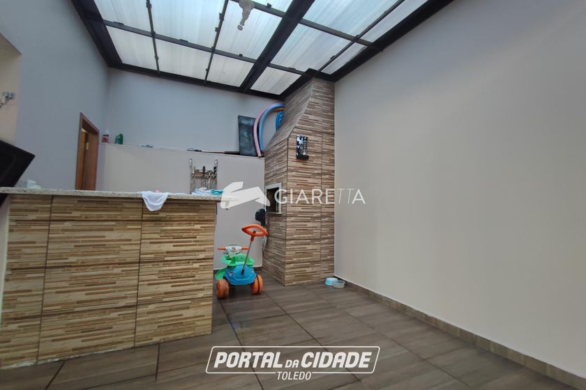Casa para alugar - 65m&sup2; - JARDIM PANCERA