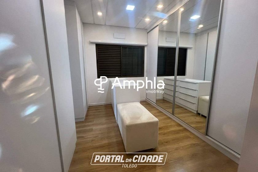 Apartamento &agrave; venda - 220m&sup2; - Centro