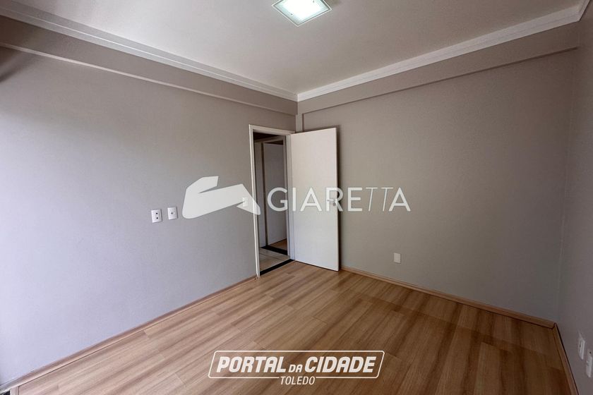 Sala Comercial &agrave; venda - 330m&sup2; - JARDIM GISELA