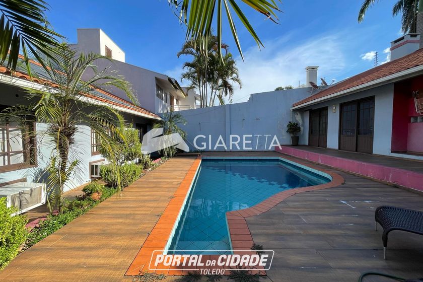 Sobrado &agrave; venda - 341m&sup2; - JARDIM LA SALLE