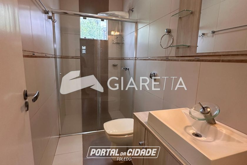 Sala Comercial &agrave; venda - 330m&sup2; - JARDIM GISELA