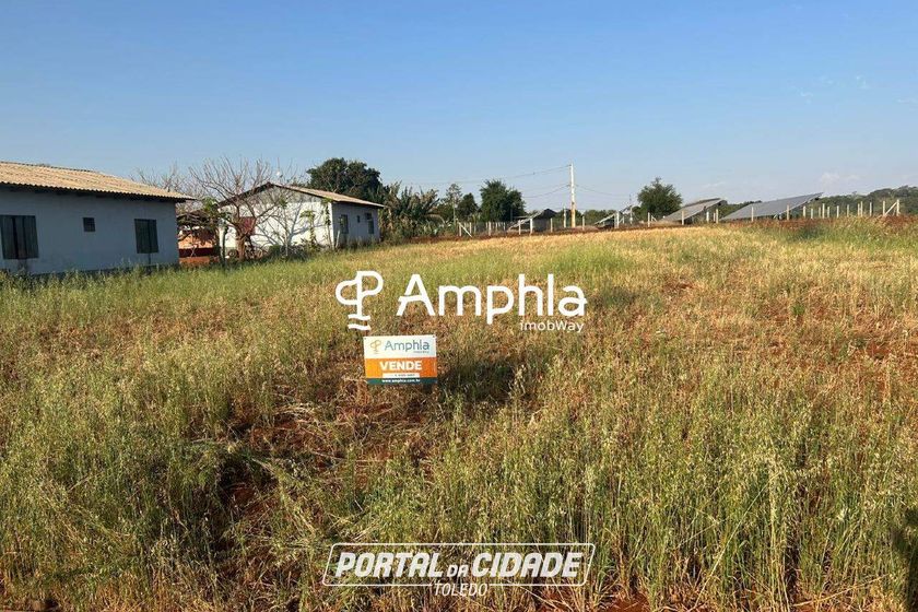 Terreno &agrave; venda - 800m&sup2; - Centro (Margarida)