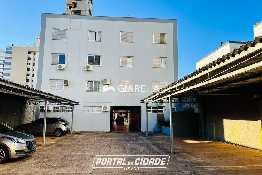 Apartamento &agrave; venda - 63m&sup2; - CENTRO