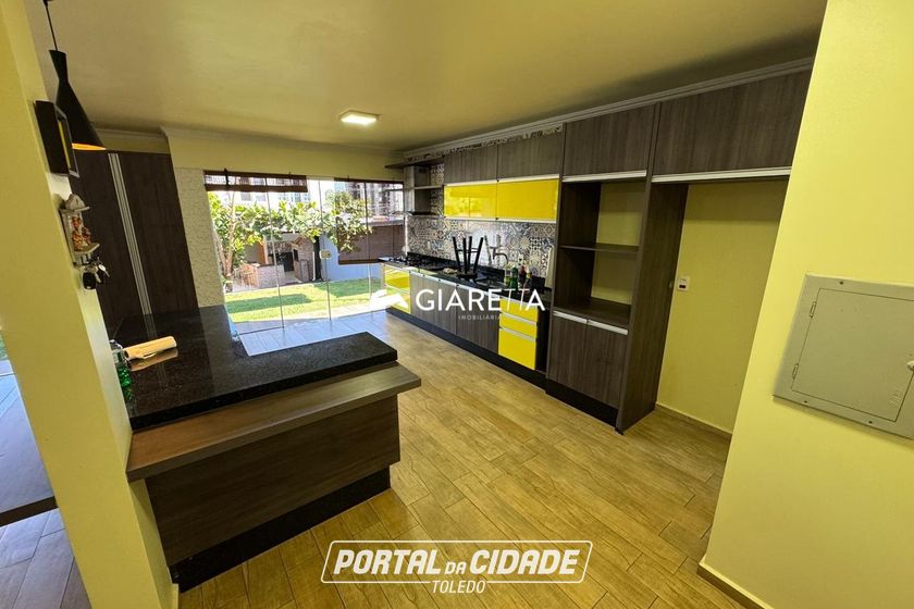 Sobrado &agrave; venda - 157m&sup2; - VILA INDUSTRIAL
