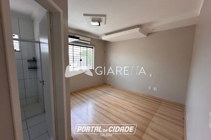 Sala Comercial &agrave; venda - 330m&sup2; - JARDIM GISELA