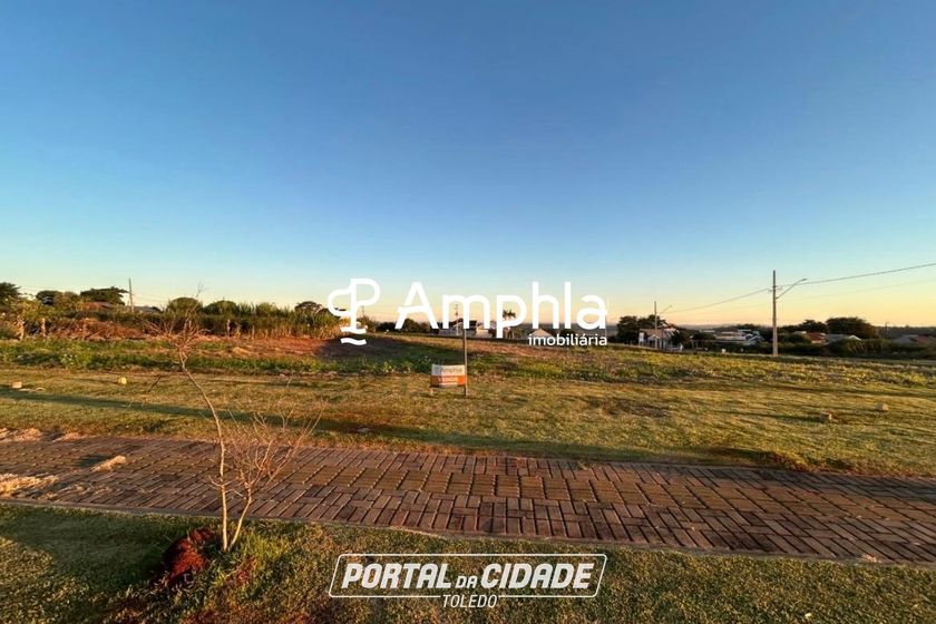 Terreno &agrave; venda - 340m&sup2; - Ana Paula
