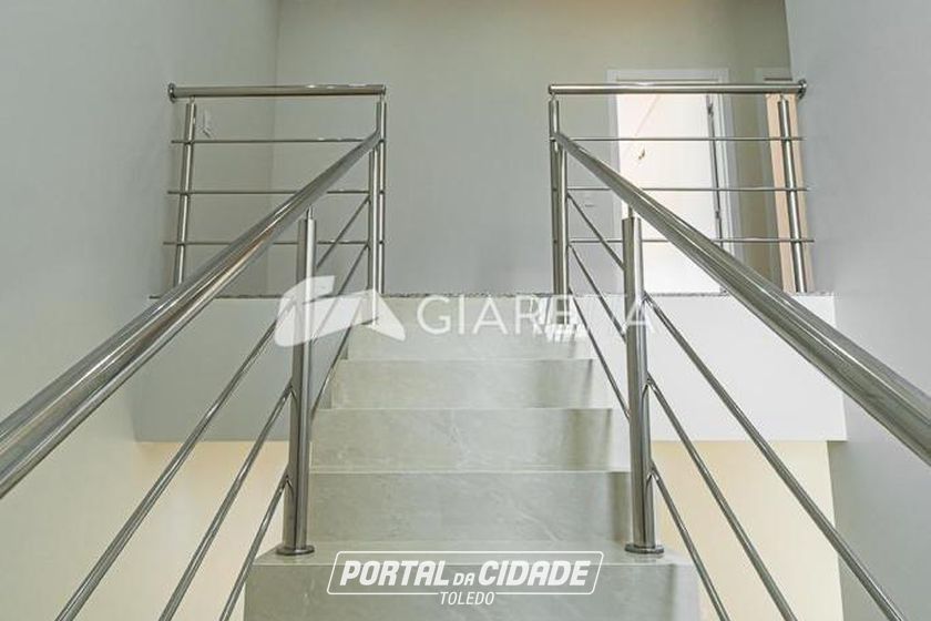 Sobrado para alugar - 200m&sup2; - JARDIM TOCANTINS