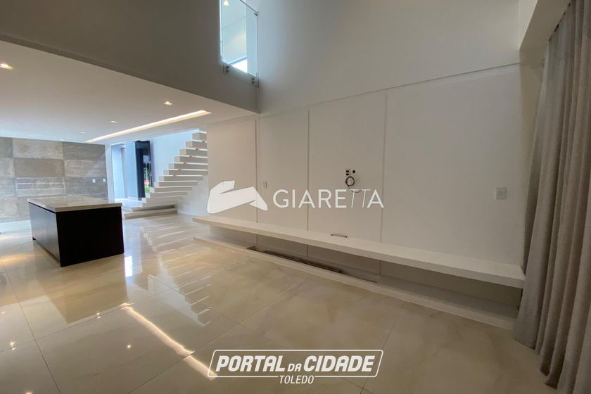 Sobrado &agrave; venda - 125m&sup2; - JARDIM TOCANTINS