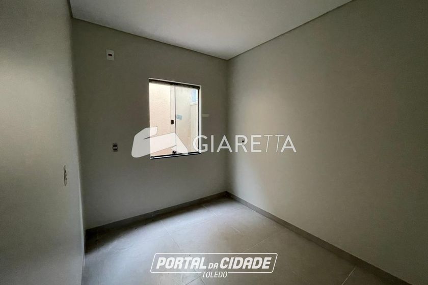 Casa &agrave; venda - 58m&sup2; - JARDIM COOPAGRO