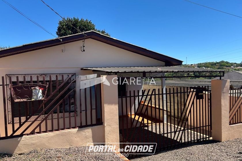 Casa para alugar - 97m&sup2; - JARDIM BRESSAN