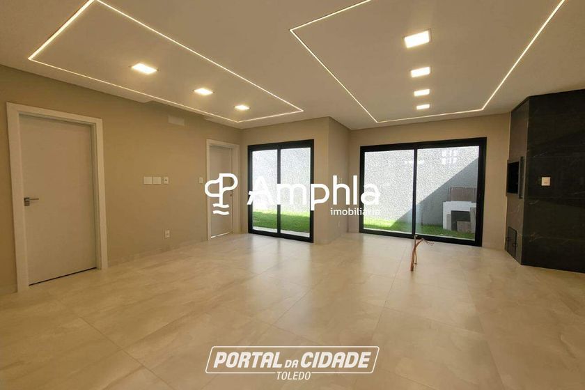 Sobrado &agrave; venda - 158m&sup2; - Recanto Tropical
