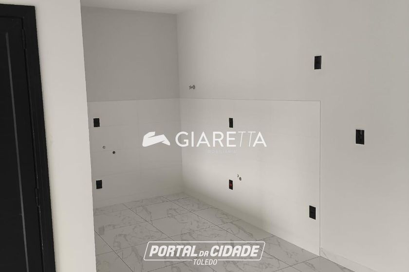 Casa &agrave; venda - 62m&sup2; - JARDIM PINHEIRINHO