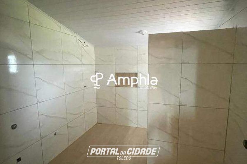 Ch&aacute;cara &agrave; venda - 4000m&sup2; - Centro