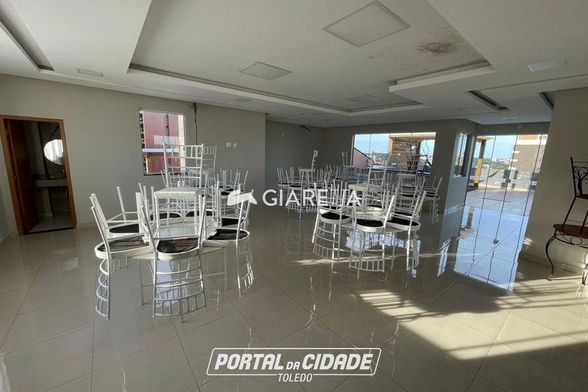 Apartamento para alugar - 100m&sup2; - CENTRO