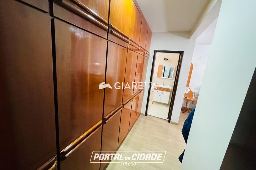 Apartamento &agrave; venda - 137m&sup2; - CENTRO