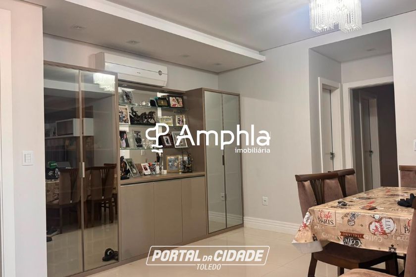 Apartamento &agrave; venda - 250m&sup2; - Centro