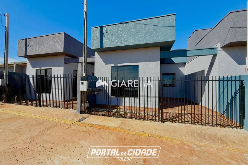 Casa &agrave; venda - 50m&sup2; - JARDIM PANORAMA