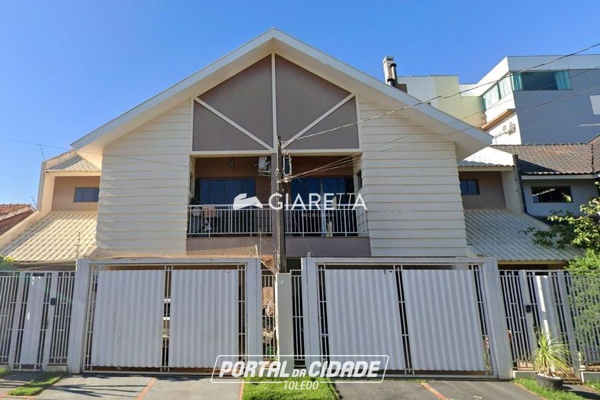 Sobrado &agrave; venda - 137m&sup2; - JARDIM GISELA