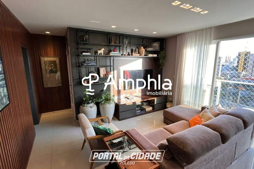 Apartamento &agrave; venda - 136m&sup2; - Centro