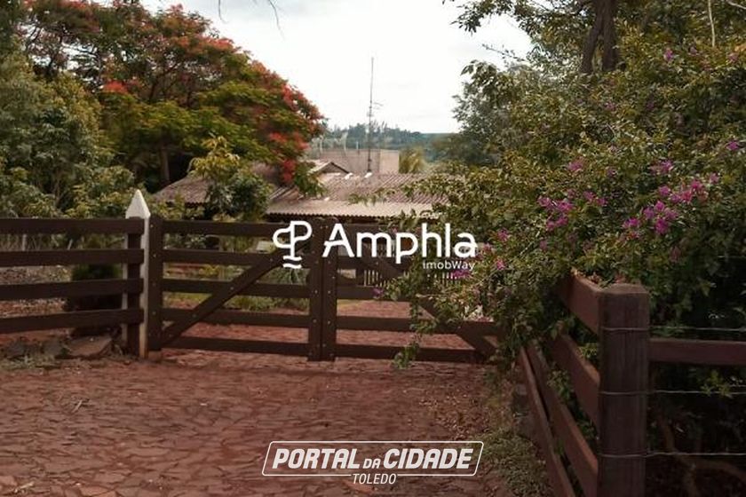 Ch&aacute;cara &agrave; venda - 48400m&sup2; - S&atilde;o Jos&eacute; das Palmeiras