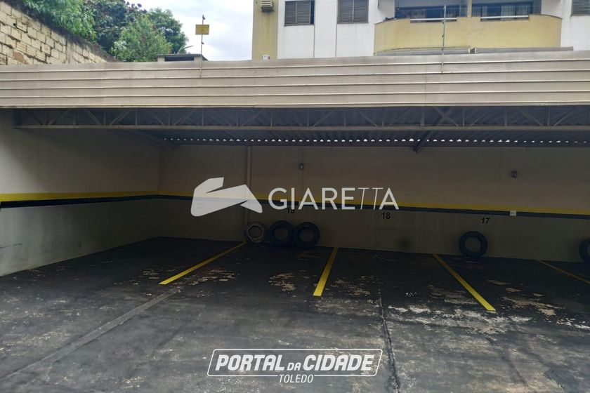 Apartamento para alugar - 136m&sup2; - CENTRO