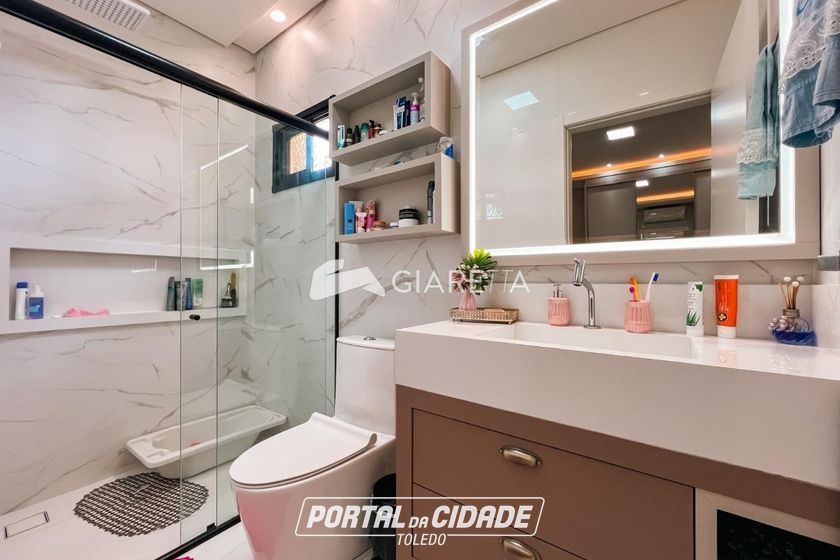 Casa &agrave; venda - 160m&sup2; - JARDIM GISELA