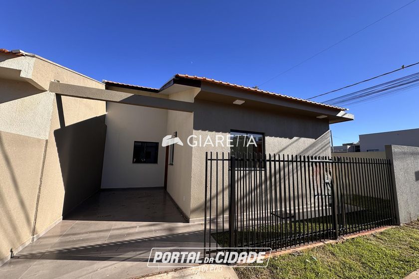 Casa &agrave; venda - 58m&sup2; - JARDIM PINHEIRINHO