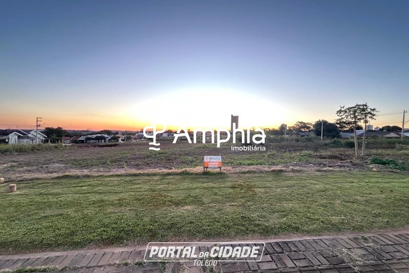 Terreno &agrave; venda - 600m&sup2; - Ana Paula