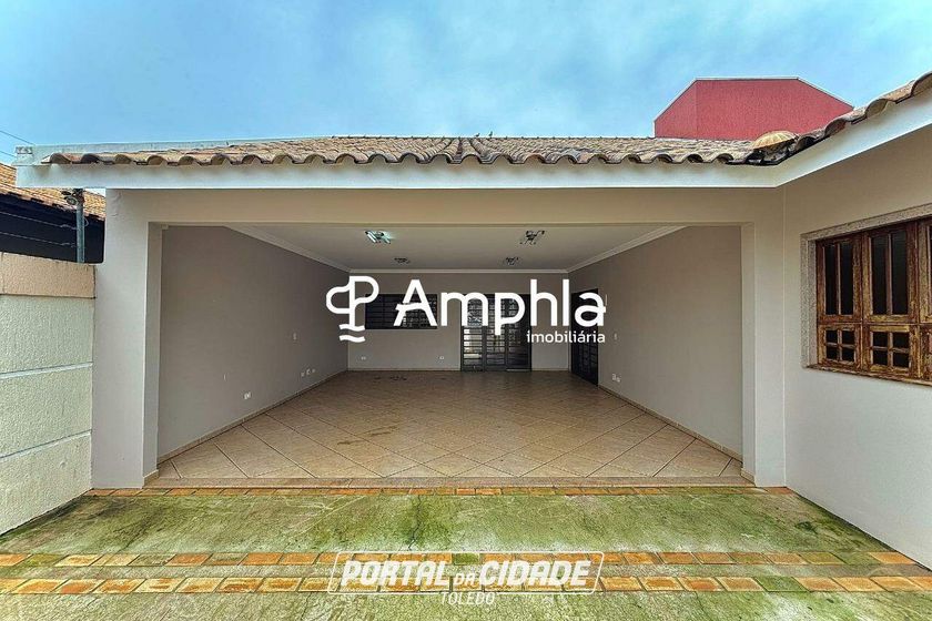 Casa &agrave; venda - 285m&sup2; - Recanto Tropical
