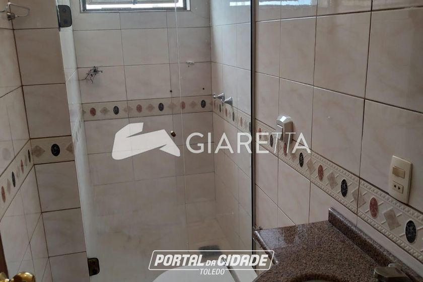 Apartamento para alugar - 136m&sup2; - CENTRO