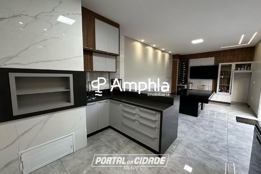 Casa &agrave; venda - 196m&sup2; - Jardim Pancera