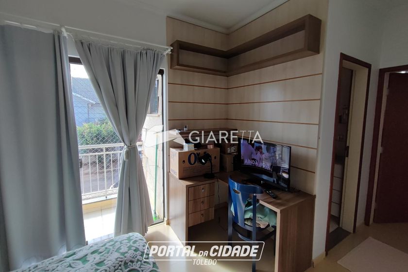 Sobrado &agrave; venda - 137m&sup2; - JARDIM GISELA