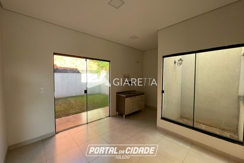 Casa para alugar - 59m&sup2; - JARDIM COOPAGRO