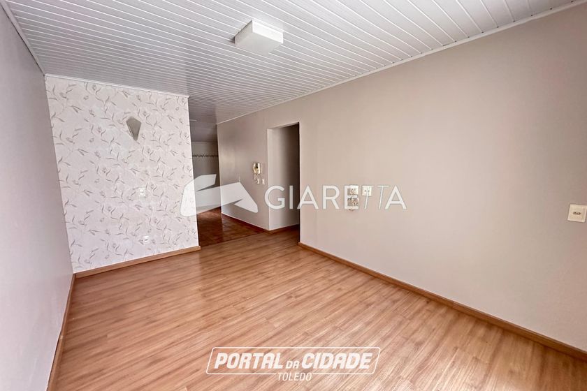 Sala Comercial &agrave; venda - 330m&sup2; - JARDIM GISELA