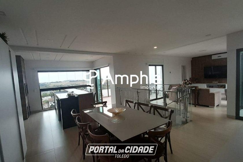 Apartamento &agrave; venda - 220m&sup2; - Centro