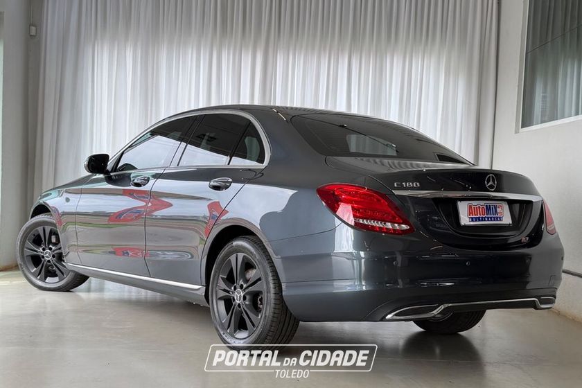 Mercedes-Benz C-180