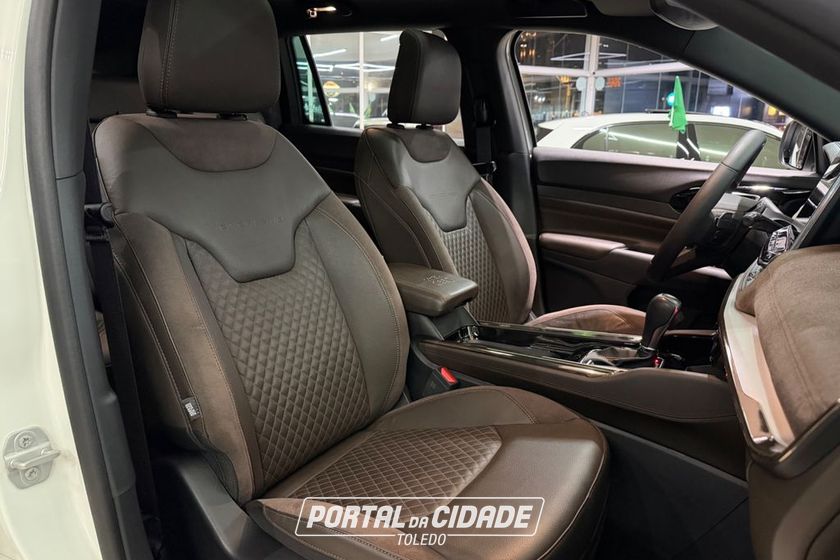 Jeep Commander