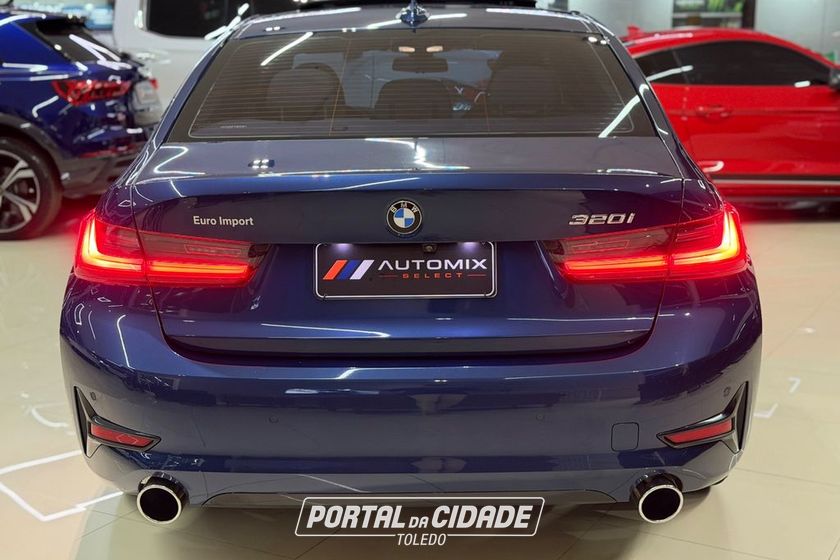 BMW 320iA