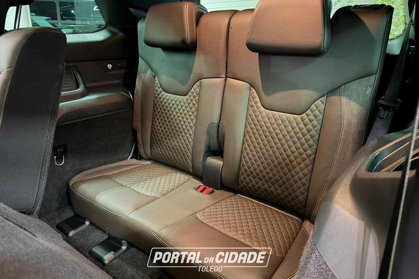 Jeep Commander