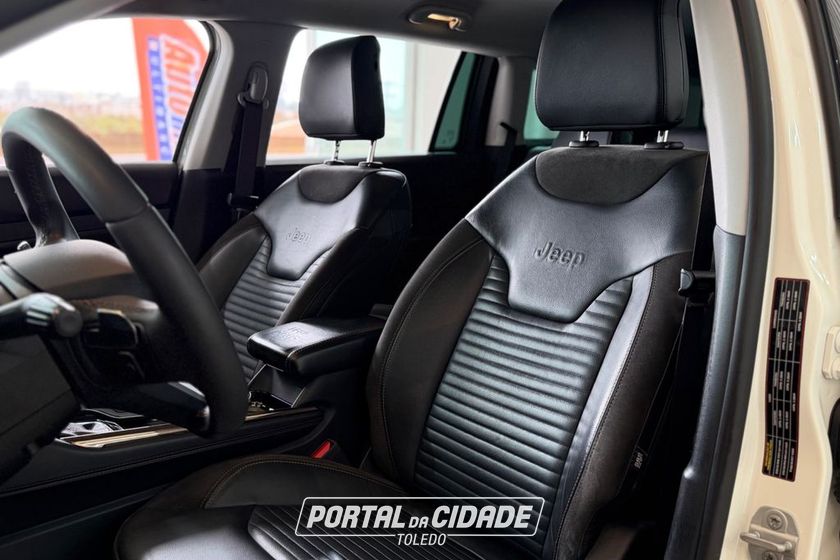 Jeep Commander