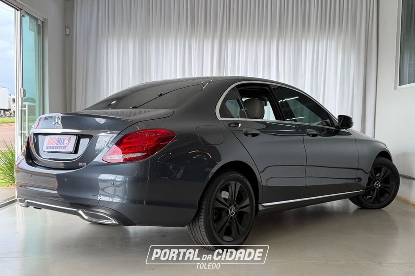 Mercedes-Benz C-180
