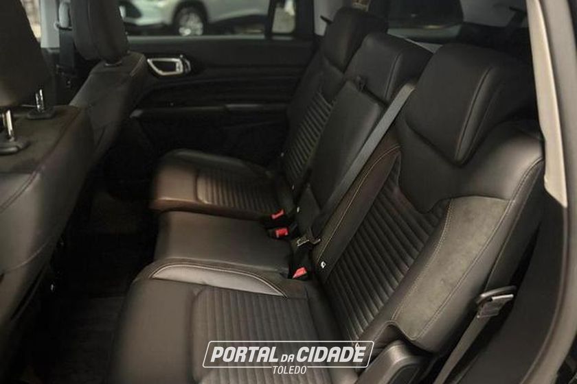 Jeep Commander