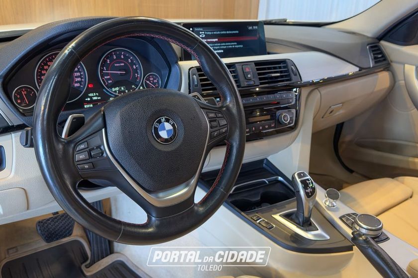 BMW 320iA